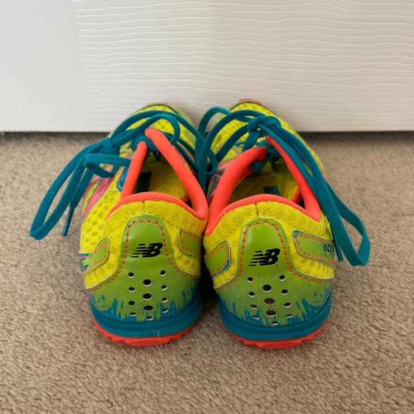 New Balance Women’s Track Running Flats - Picture 3 of 6